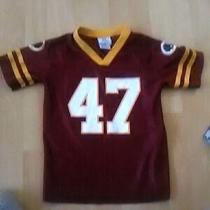 NFL unisex team shirt 4\5 OLD EMBELUM COLLECTORS